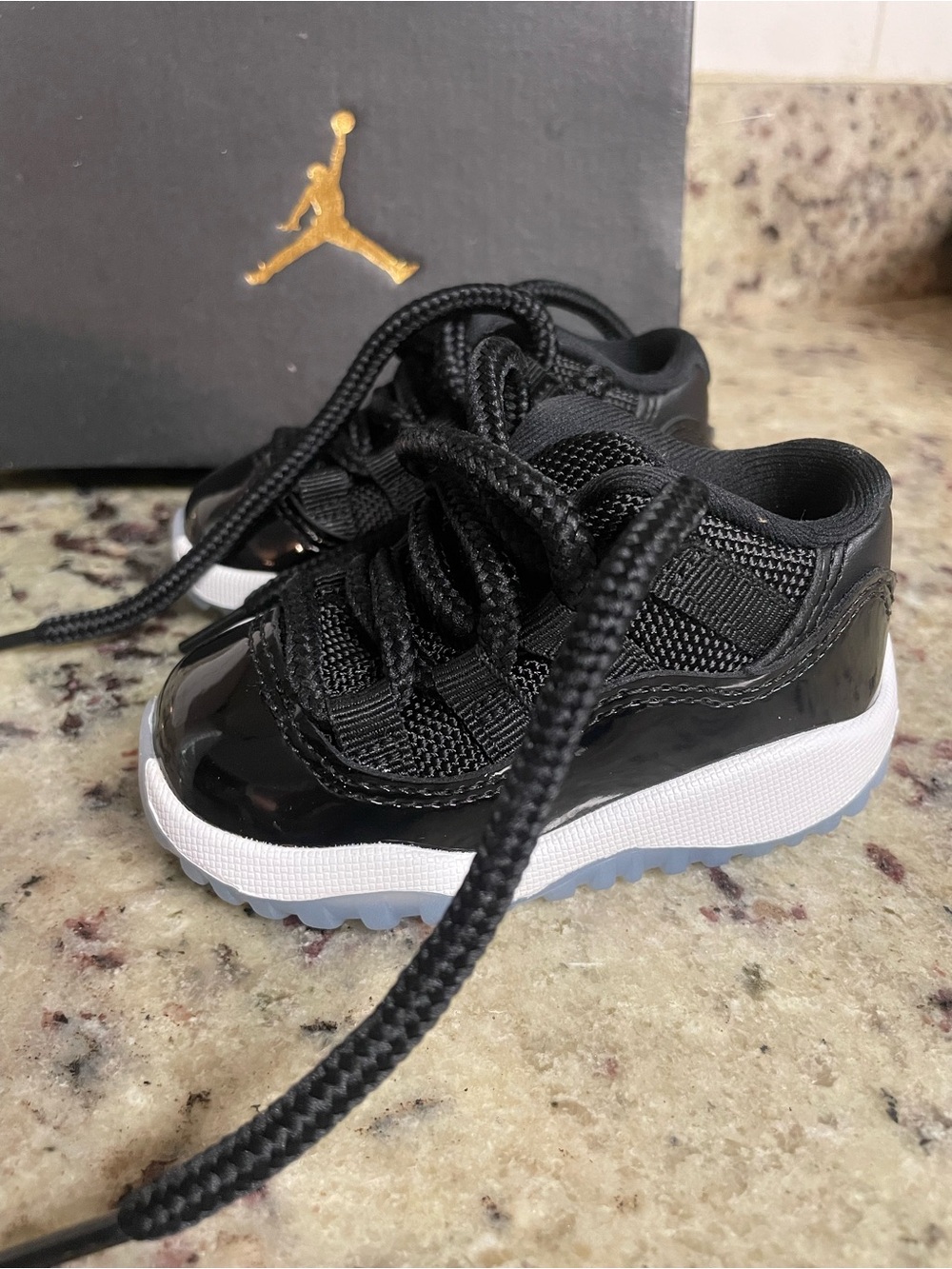 Jordan 11 Retro Low Black & White Space Jam Sneaker baby shoes size 4c collector